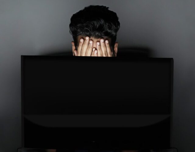 Le_stress_au_travail_raccourcirait_notre_espérance_de_vie_de_33_ans